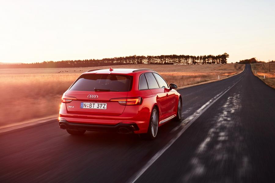  Audi RS4 Avant (B9) 2018 года  (AU) (фото 6 из 33)